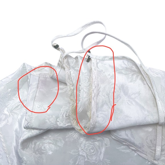 Vintage Cami Top Ivory Floral Embossed‎ Mini Flowers Ruffle Detail Coquette M/L - Picture 8 of 8